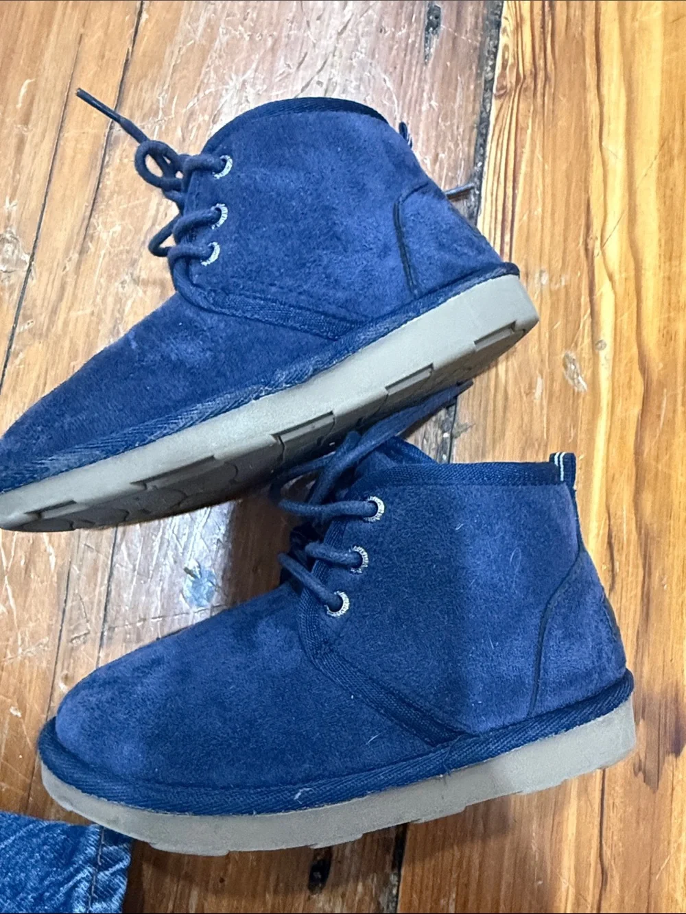 Nautica Deep Navy Suede Lace-Up Faux Sherpa lined boots size 10